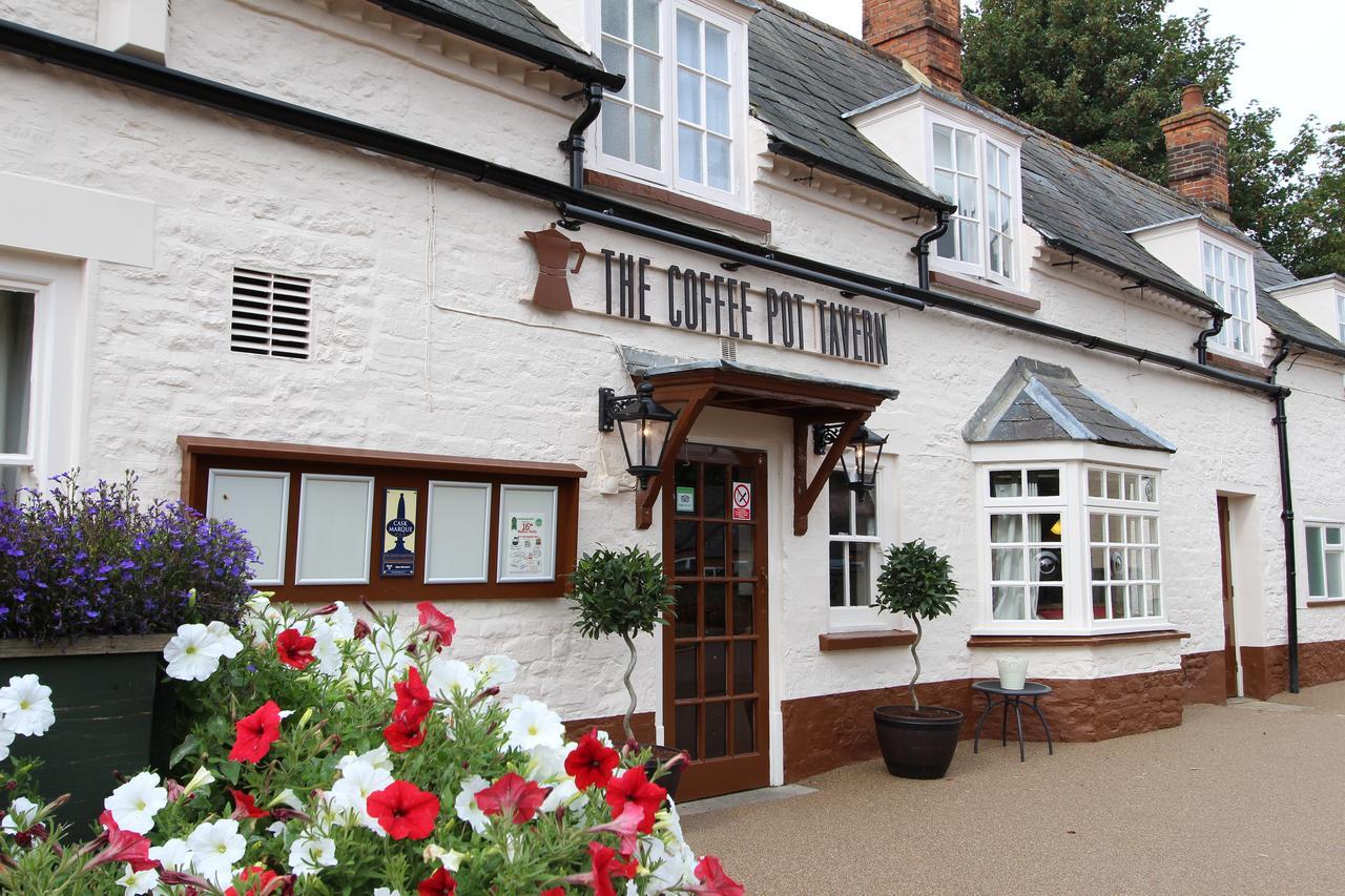 The Coffee Pot Tavern Bed & Breakfast Potterspury Luaran gambar
